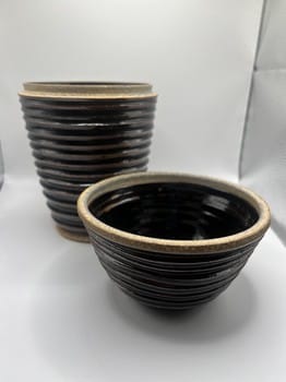 Food-safe pottery container
Tulsa studio ceramics
Nature-inspired ceramic art