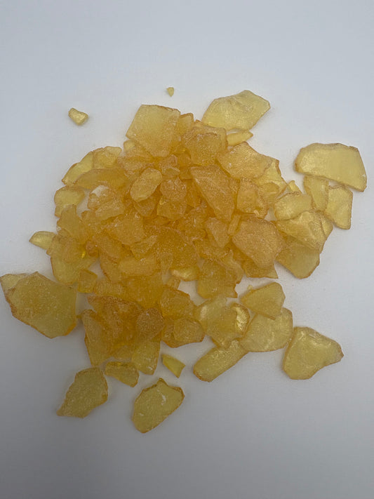 Colophony Resin from Portugal. Pine incense with citrus-balsamic aroma, used for cleansing, courage, healing & protection. 1 oz package.