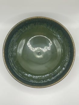 Peacock glaze ceramic bowls
Medium and large artisan bowls