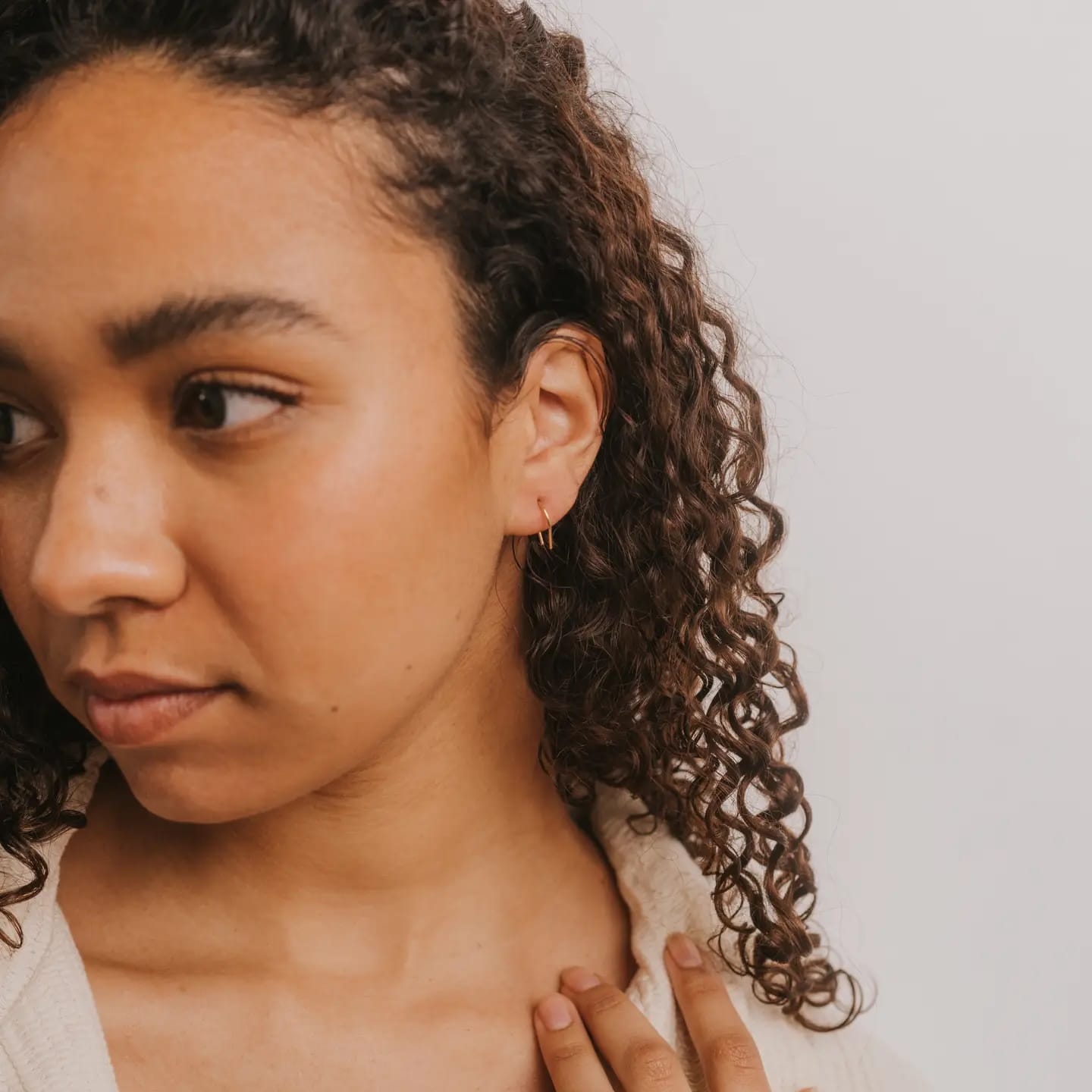 gold horseshoe earrings, minimalist earrings, gold drop earrings, modern gold studs, dainty gold jewelry, everyday earrings, hypoallergenic gold earrings