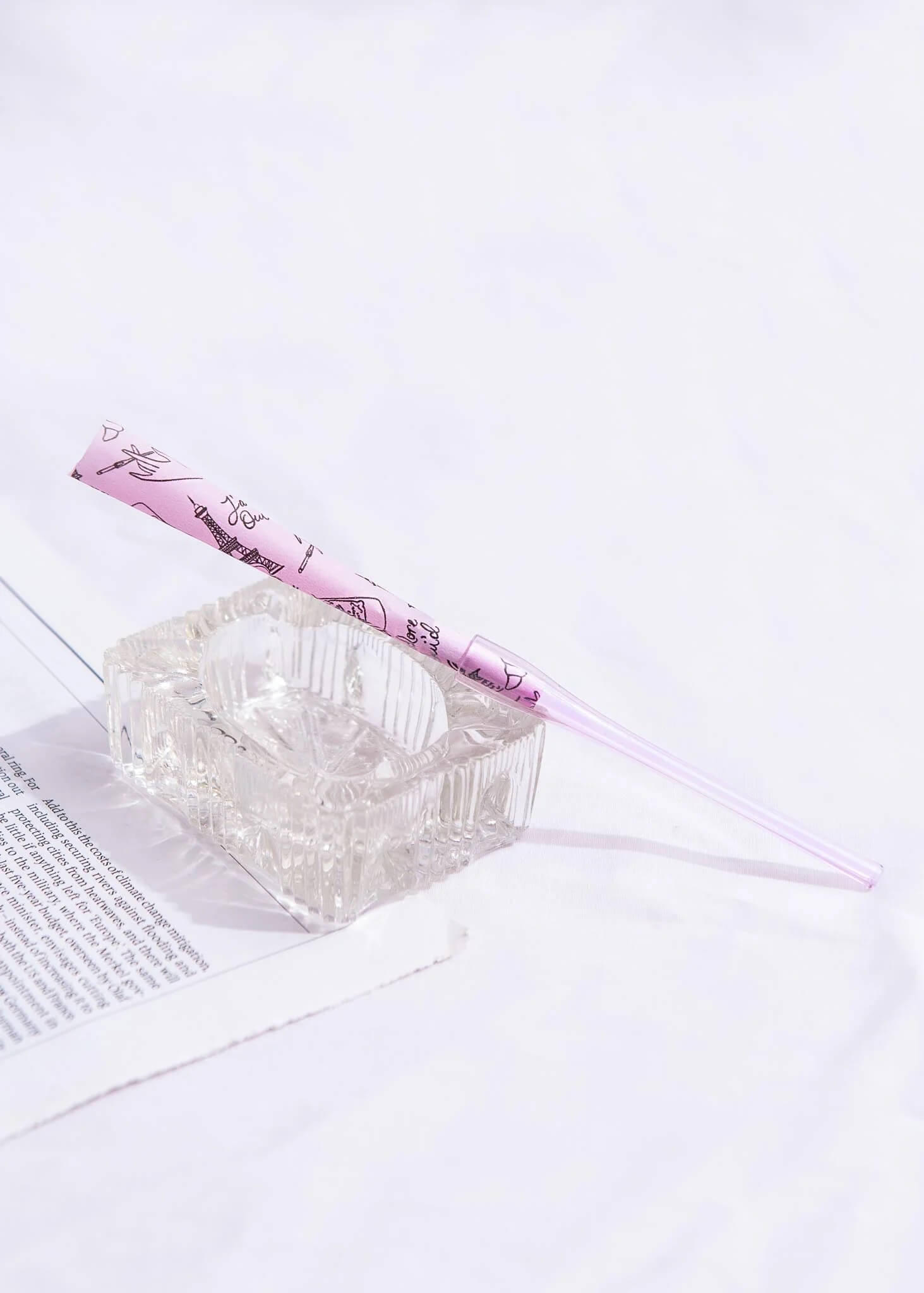 Classy joint holder, glass joint holder, elegant smoking accessory, stylish joint holder, glass filter holder, luxury smoke accessory, YENology joint holder, modern smoking tools