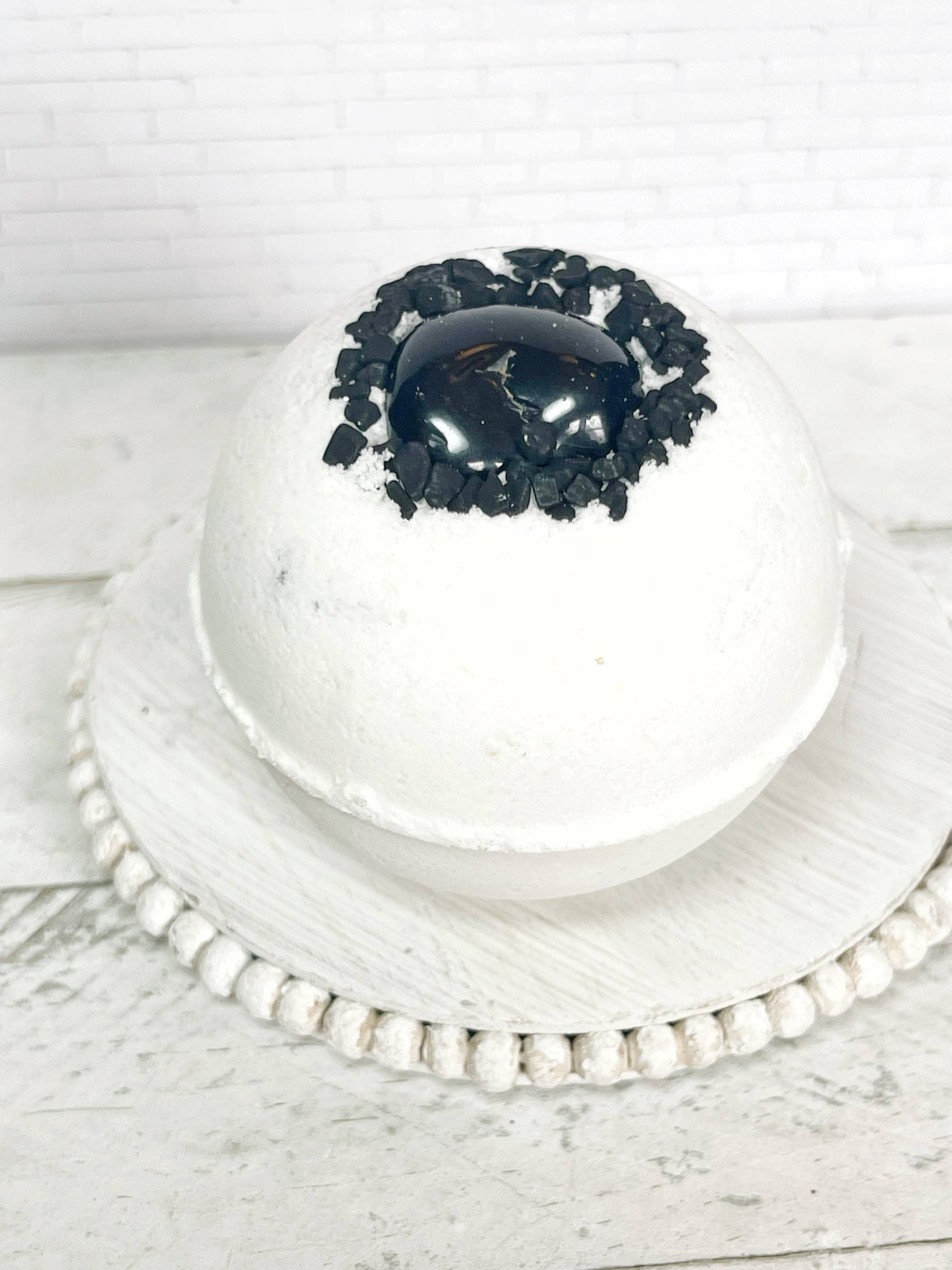 dye-free bath bomb, spiritual bath, gemstone bath bomb