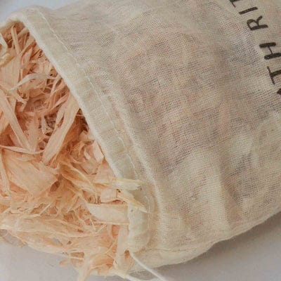 Bath Flakes – Sugi, Hinoki & Palo Santo - Natural Aromatic Rituals