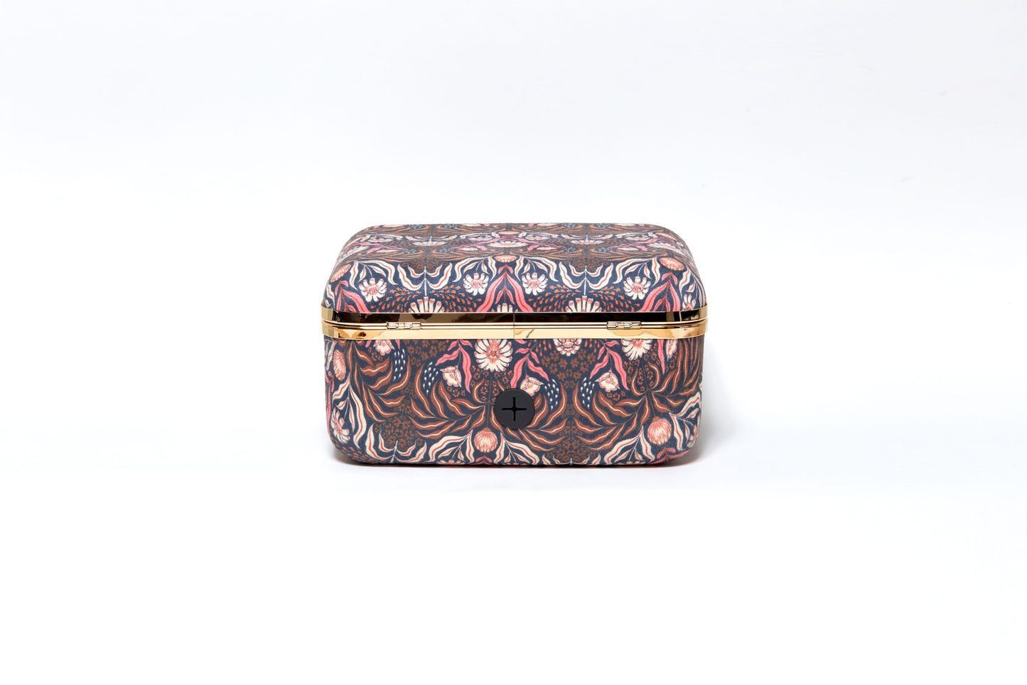 Removable tray storage box

Luxury stash organizer

Dark boho-style lock box