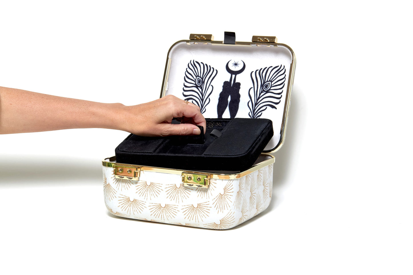 Charging port storage box
Removable tray organizer